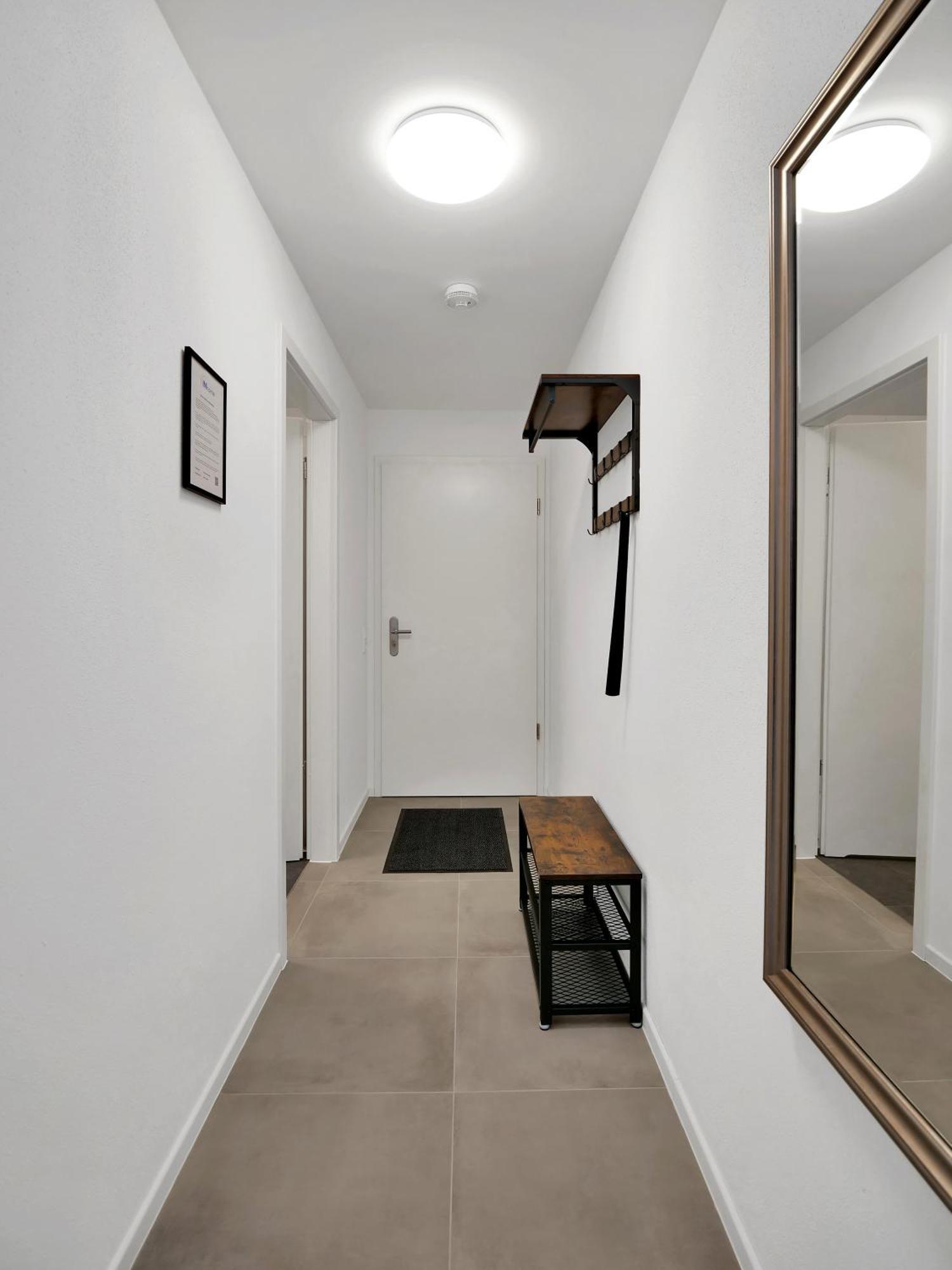 Inhome Studio Apartment - Kueche - Parken - Tv Швебіш-Галль Екстер'єр фото